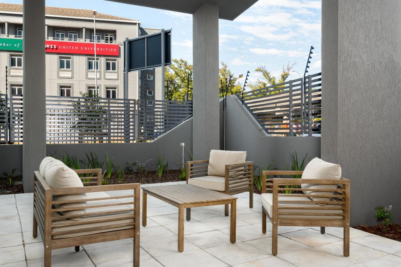 كيب تاون Newlands Peak Aparthotel By Totalstay المظهر الخارجي الصورة
