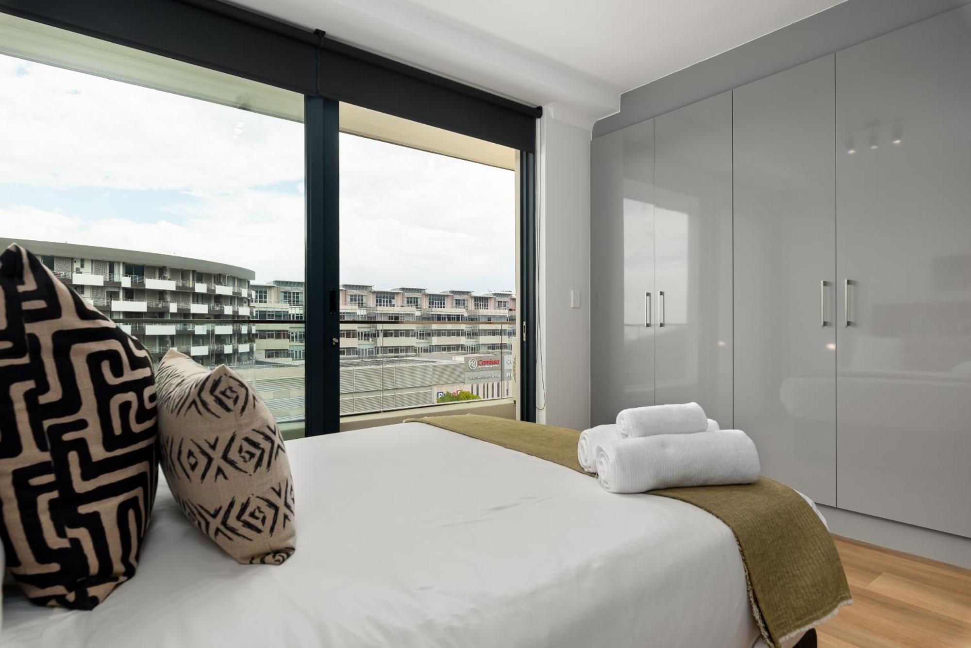 كيب تاون Newlands Peak Aparthotel By Totalstay الغرفة الصورة